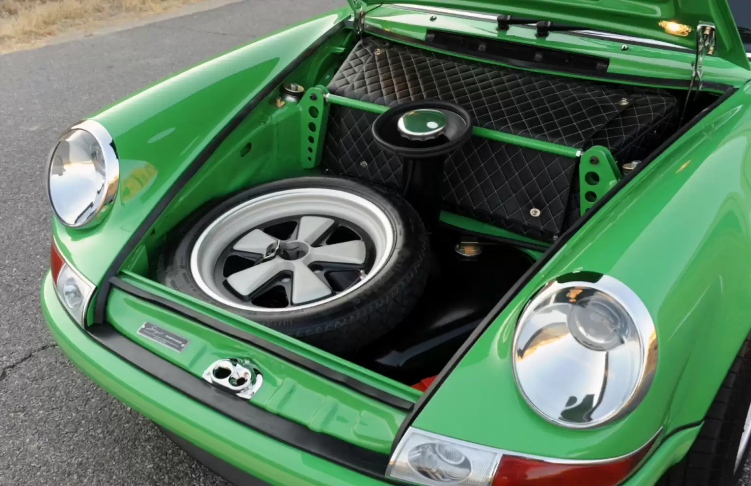 Automotive Traveler Magazine: 2011 03 First Look Porsche Singer 911 Page 7