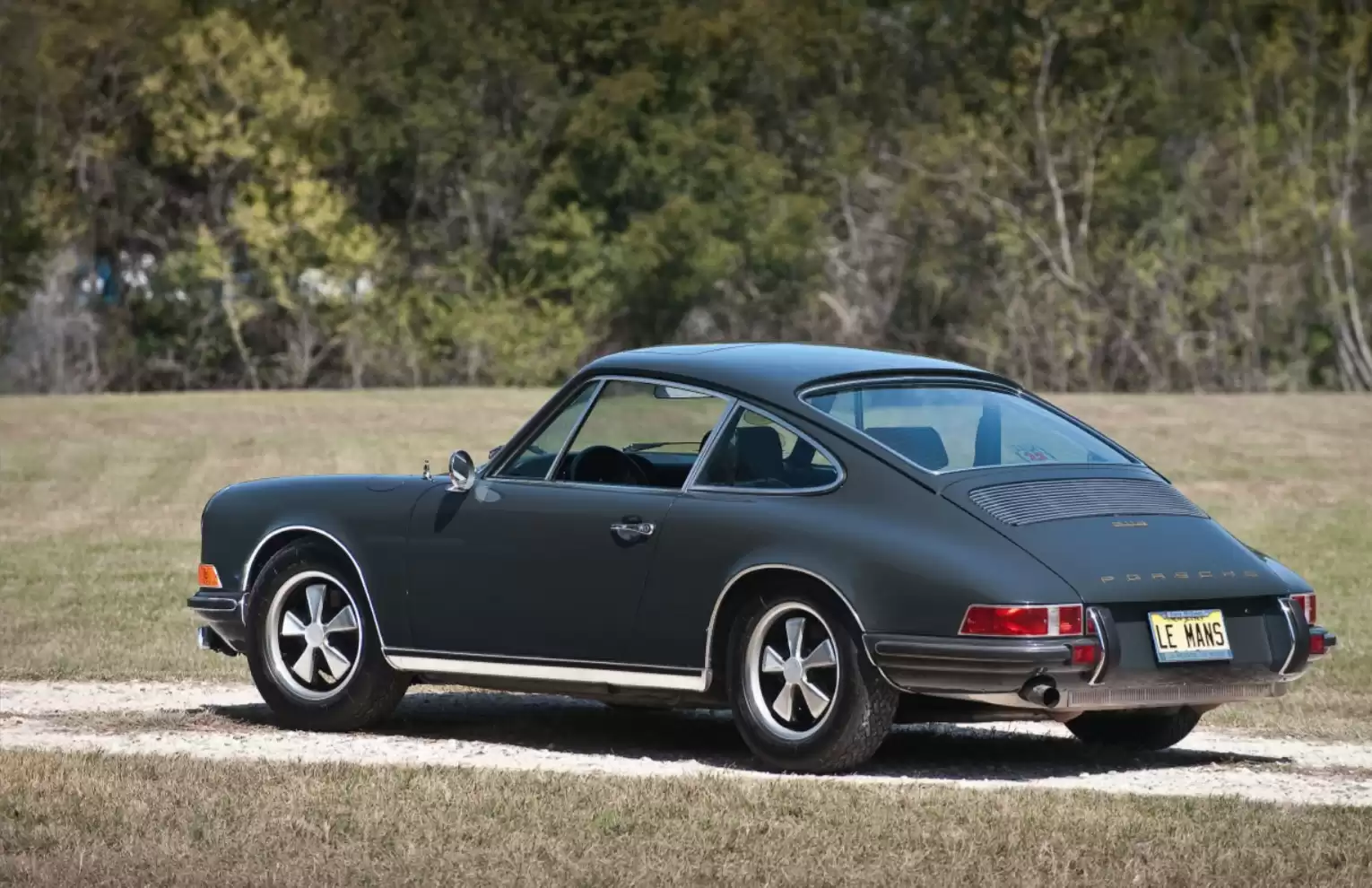 Automotive Traveler Magazine: 2011 03 Steve McQueen 1970 Porsche 911S Page 4