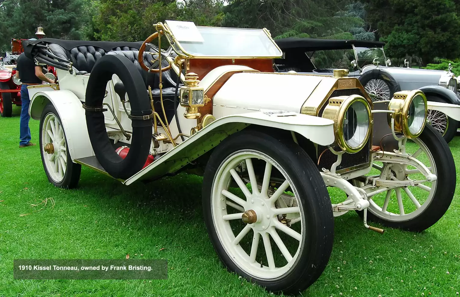 Automotive Traveler Magazine: 2011 06 2011 San Marino Motor Classic Page 14